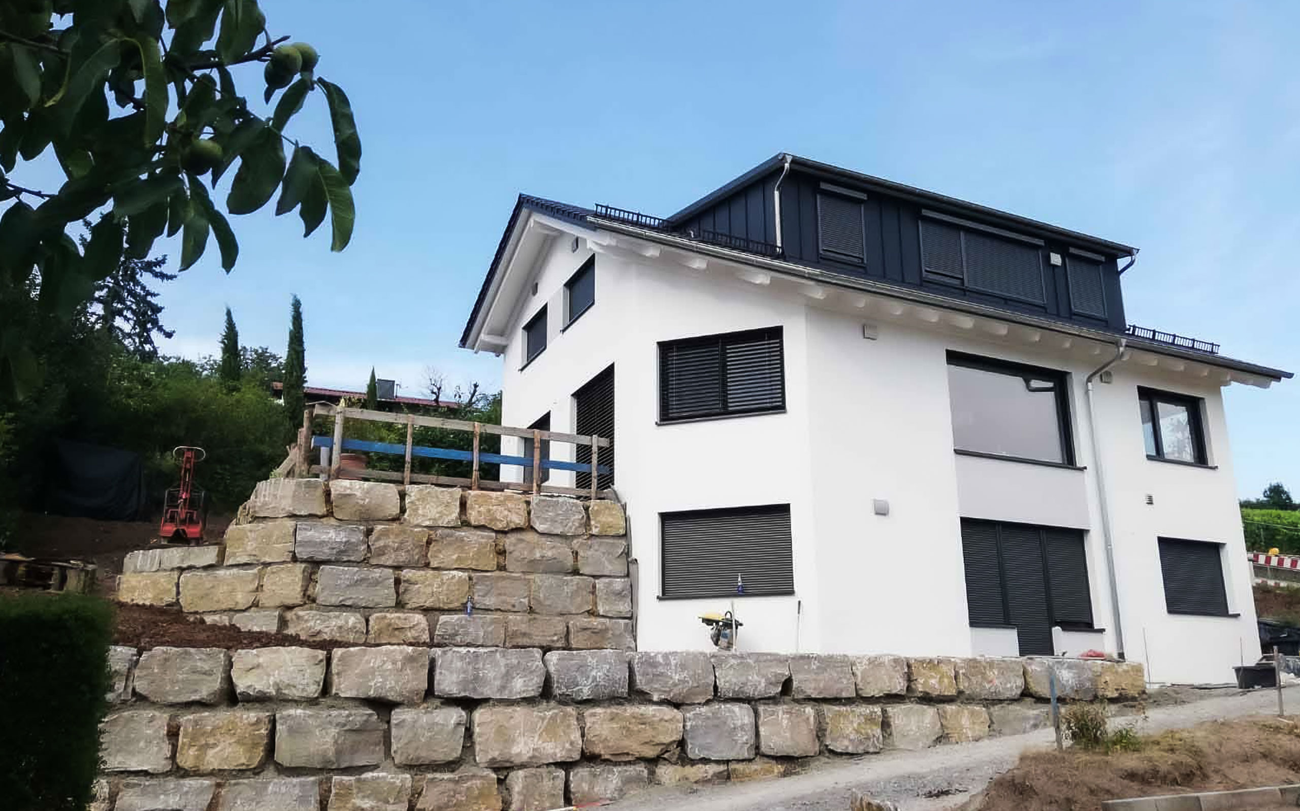 3-Familien-Wohnhaus H.
